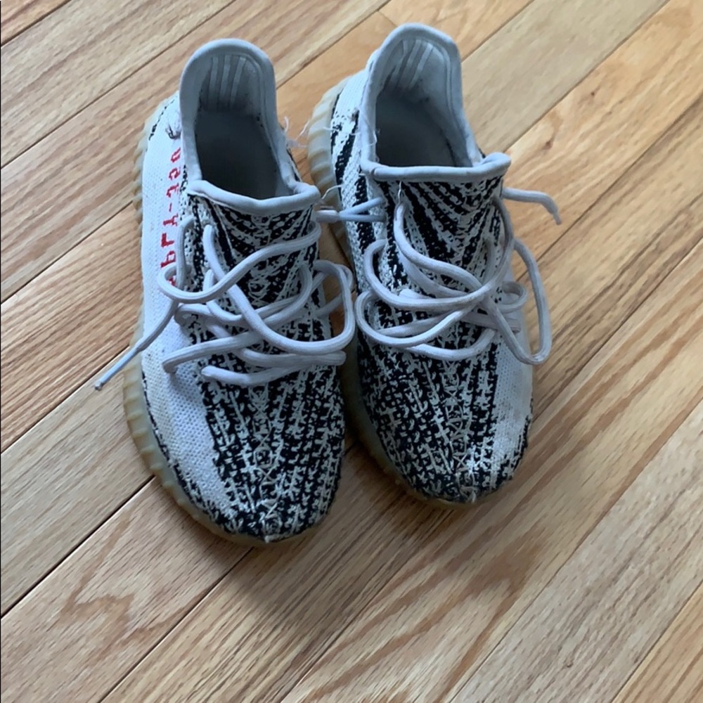 Yeezy boost 350 Zebra (knock off)